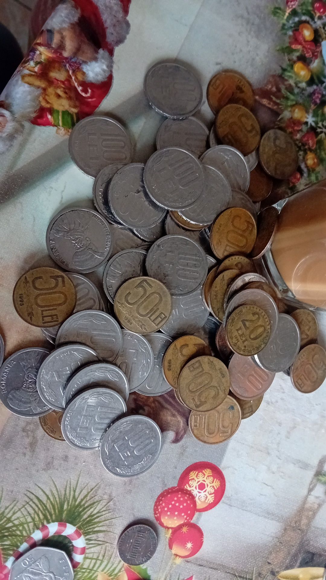Vând monezi vechii din 1982,1984/1964,1988,1979,1973/1983,1985/1986/