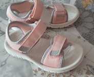 Нови сандали Clarks