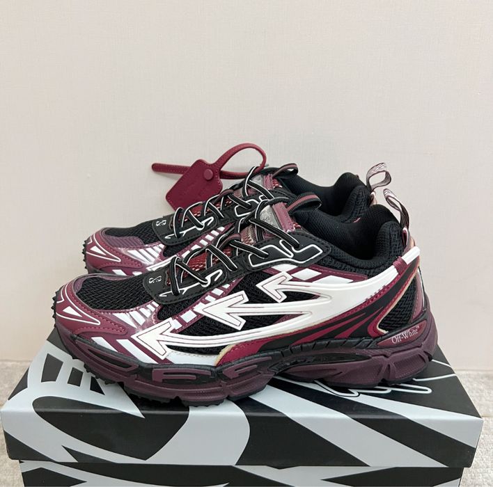 Off-White Be Right Back