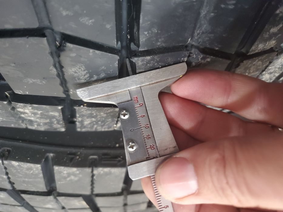 Anvelope   295 60 22.5  camion