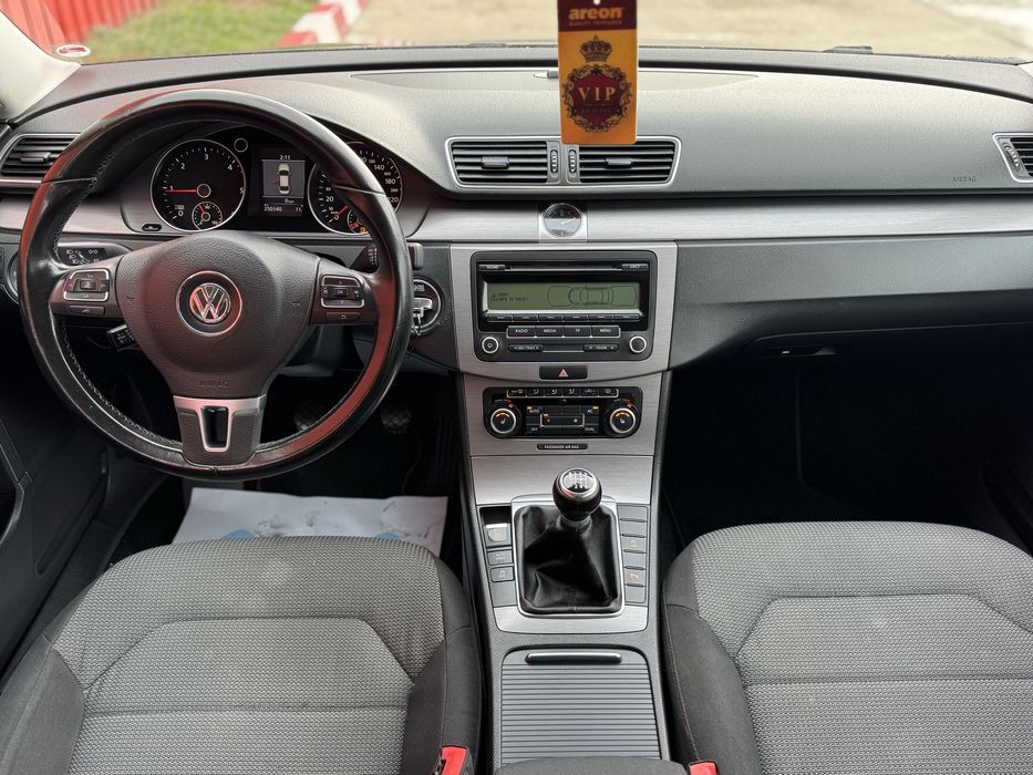 VW Passat Limousine B7 2012 2.0 Tdi 140 CP Euro5 , Dublu Climatronic