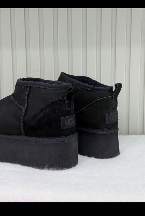 Ugg mini platforma black