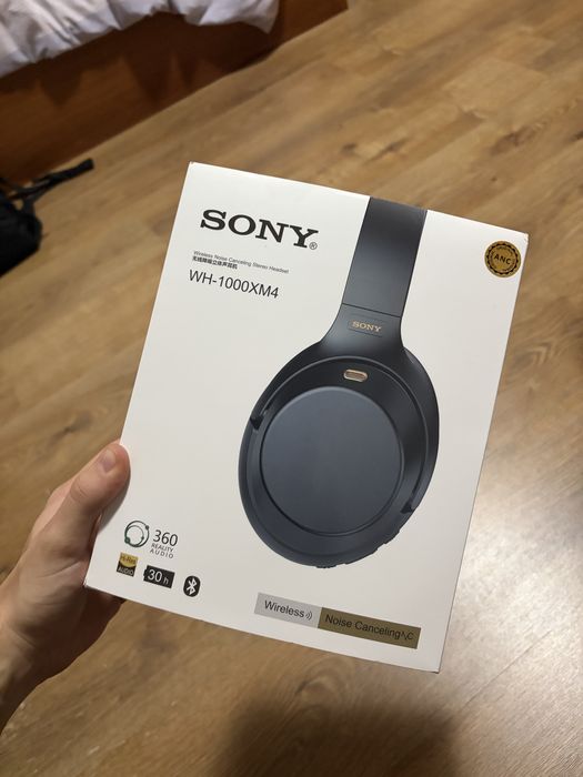 SONY WH-1000XM4 слушалки НОВИ без забележка