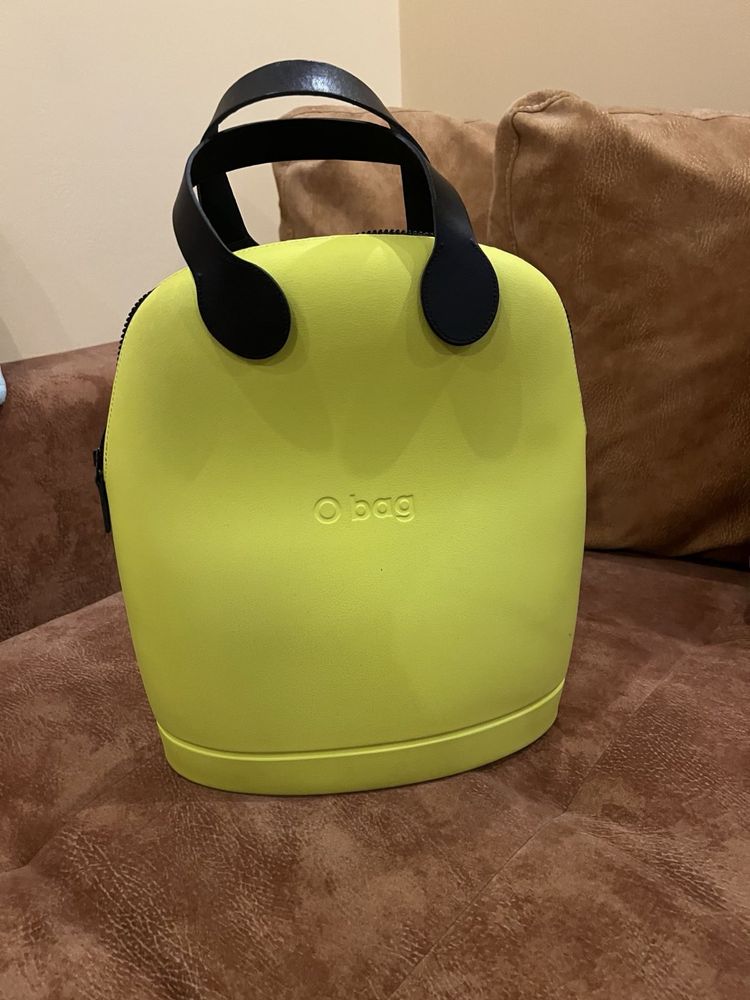 O bag лимотирана чанта
