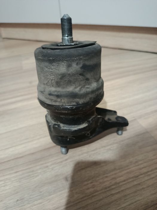 Продам запчасти на камри