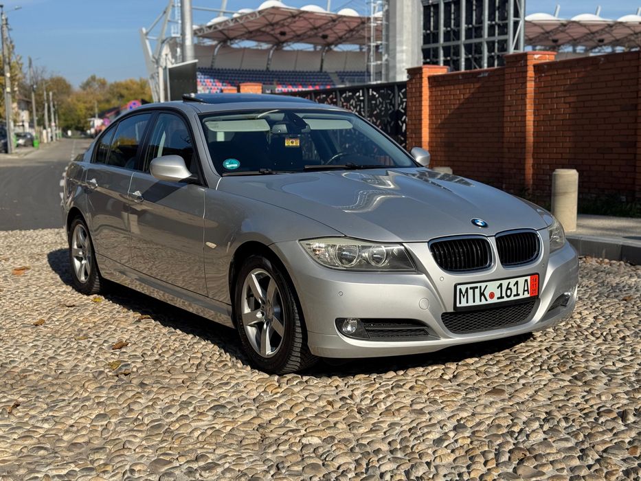 Bmw e90 320i facelift