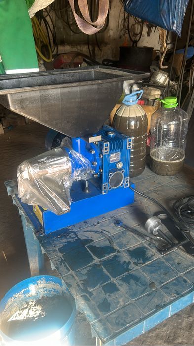 Vand presa de ulei la rece