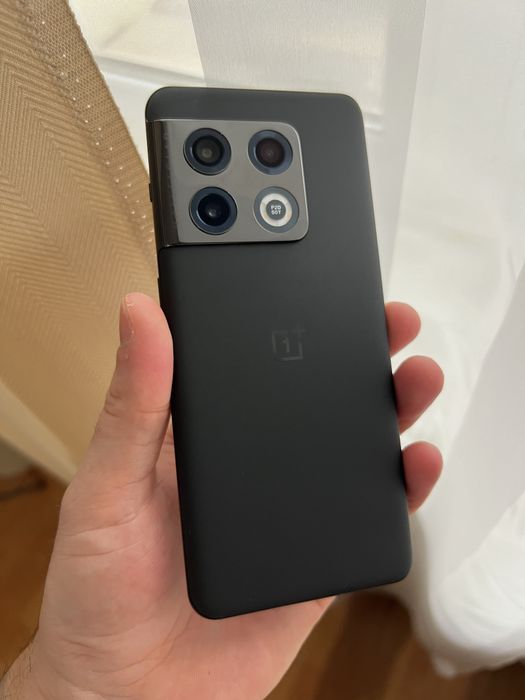 OnePlus 10 Pro 256/12 Gb Ram