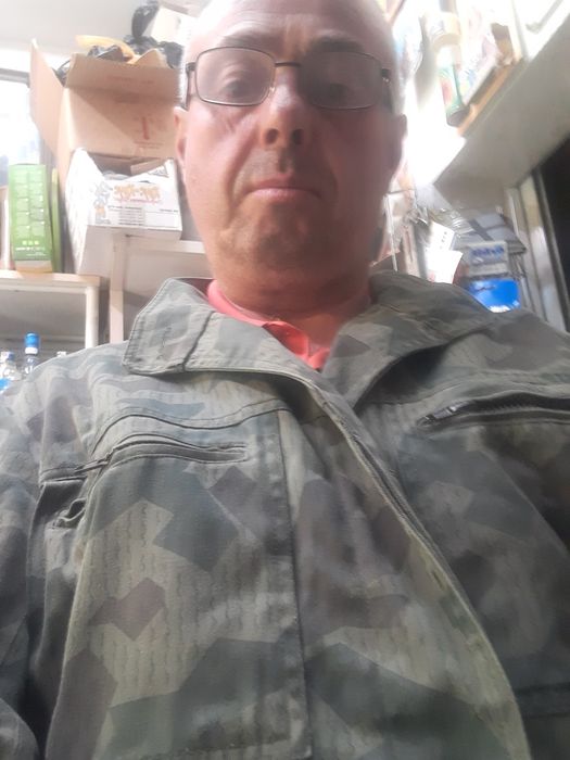Военно горнище голям номер номер и военна лятна шапка