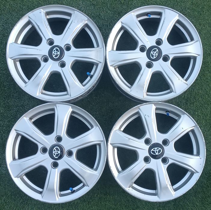 R-14 разб 4*100, Тойота ярис,Мазда 323,Киа,Хюндай и т д