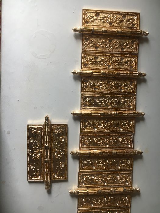 Продам  петли  и ручки  из латуни