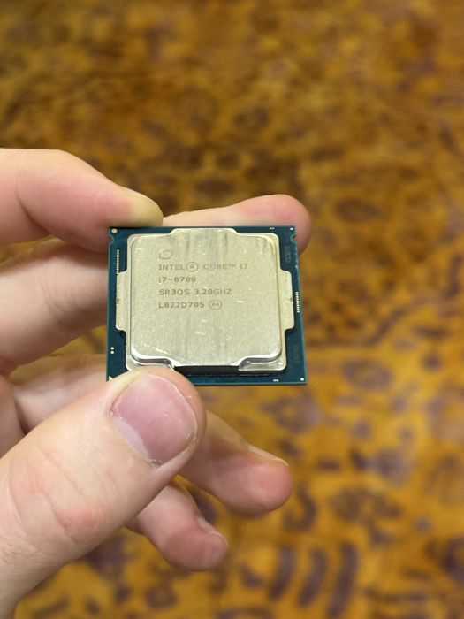 Процессор I7 8700