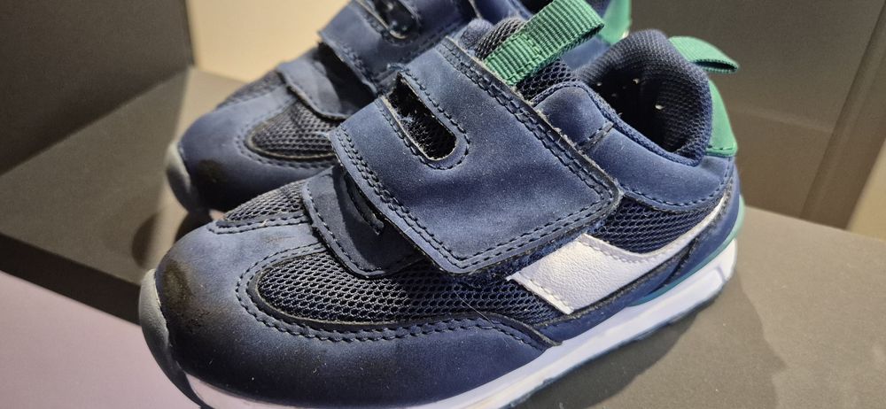 Оригинални  детски маратонки Nike
