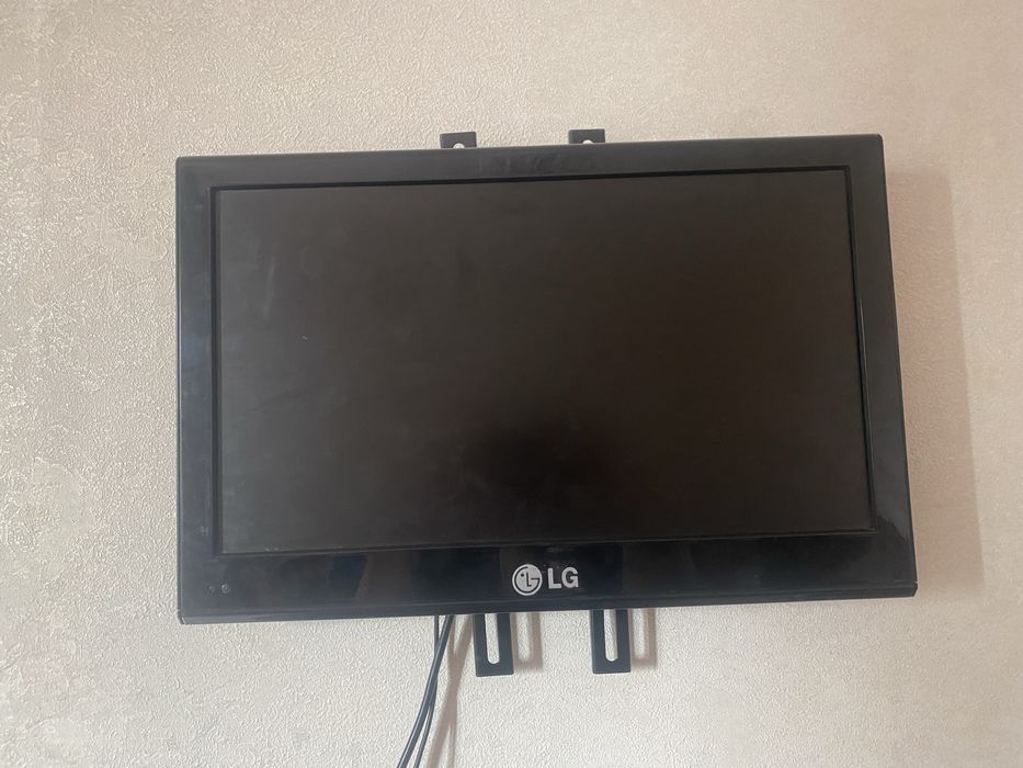 Срочно Продается телевизор lg