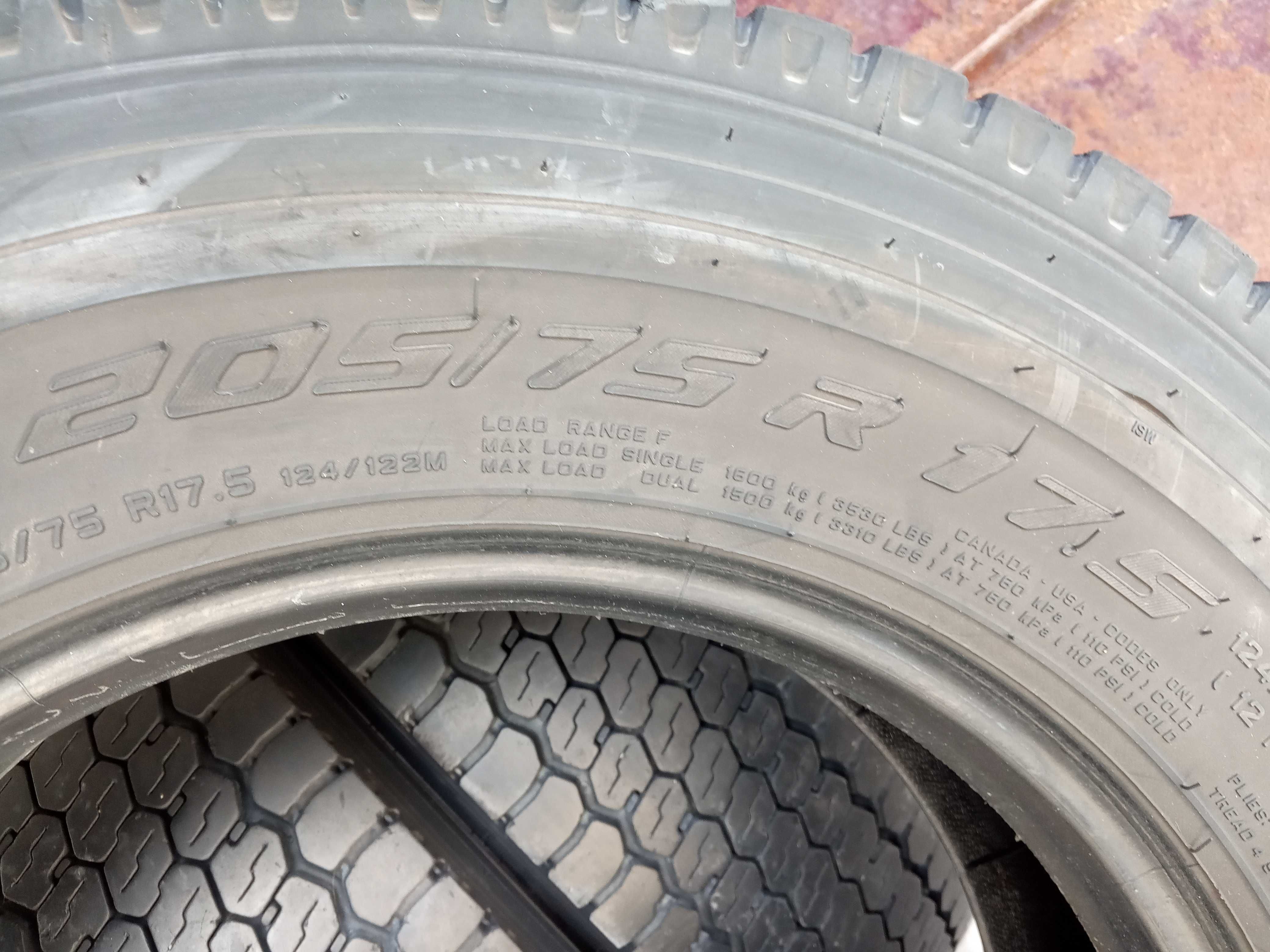 Тежкотоварни гуми 205/75R17.5 Pirelli Triathlon TR:01 124/122M 12PR