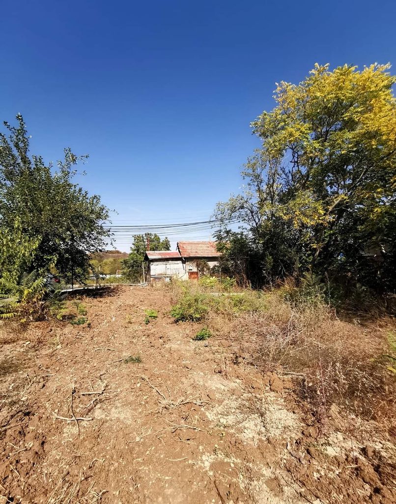 Продава се Парцел в Горна Оряховица - 1140 кв.м за 59 €/кв.м - Снимка #10