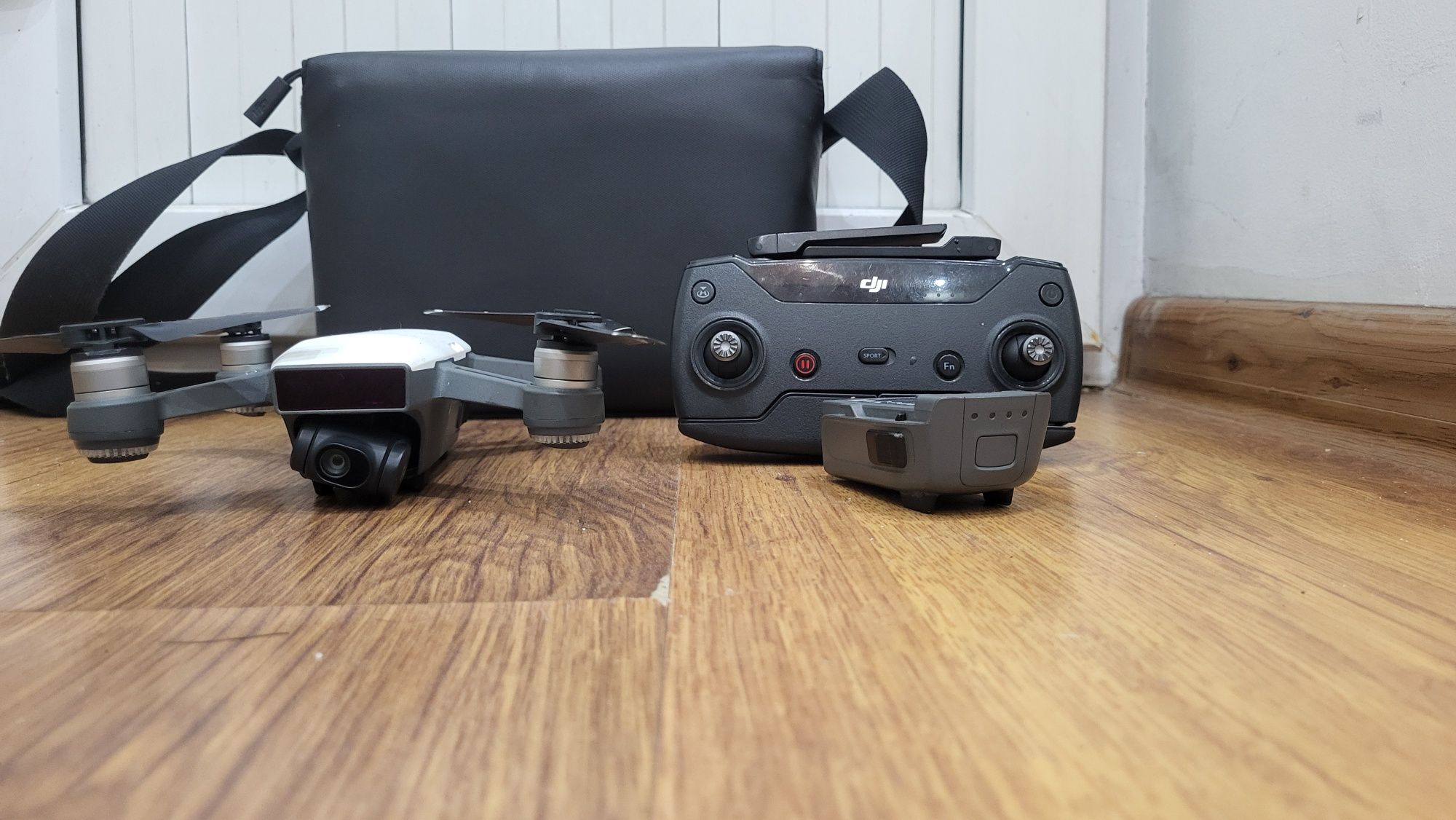 Dji spark дрон с камерой
