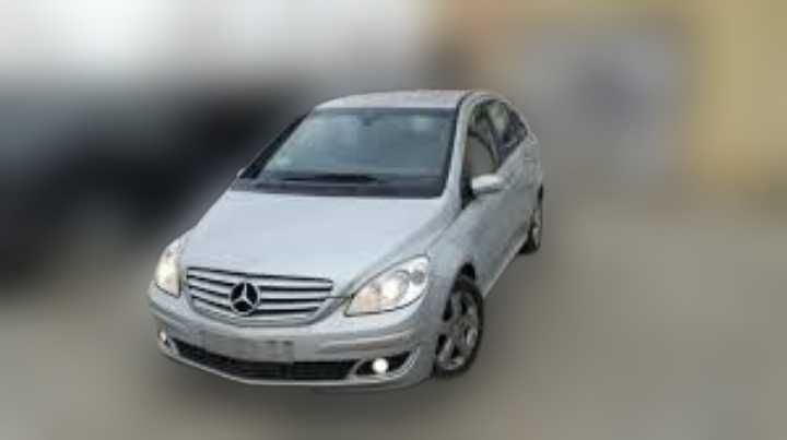 dezmembrez mercedes b class b 180