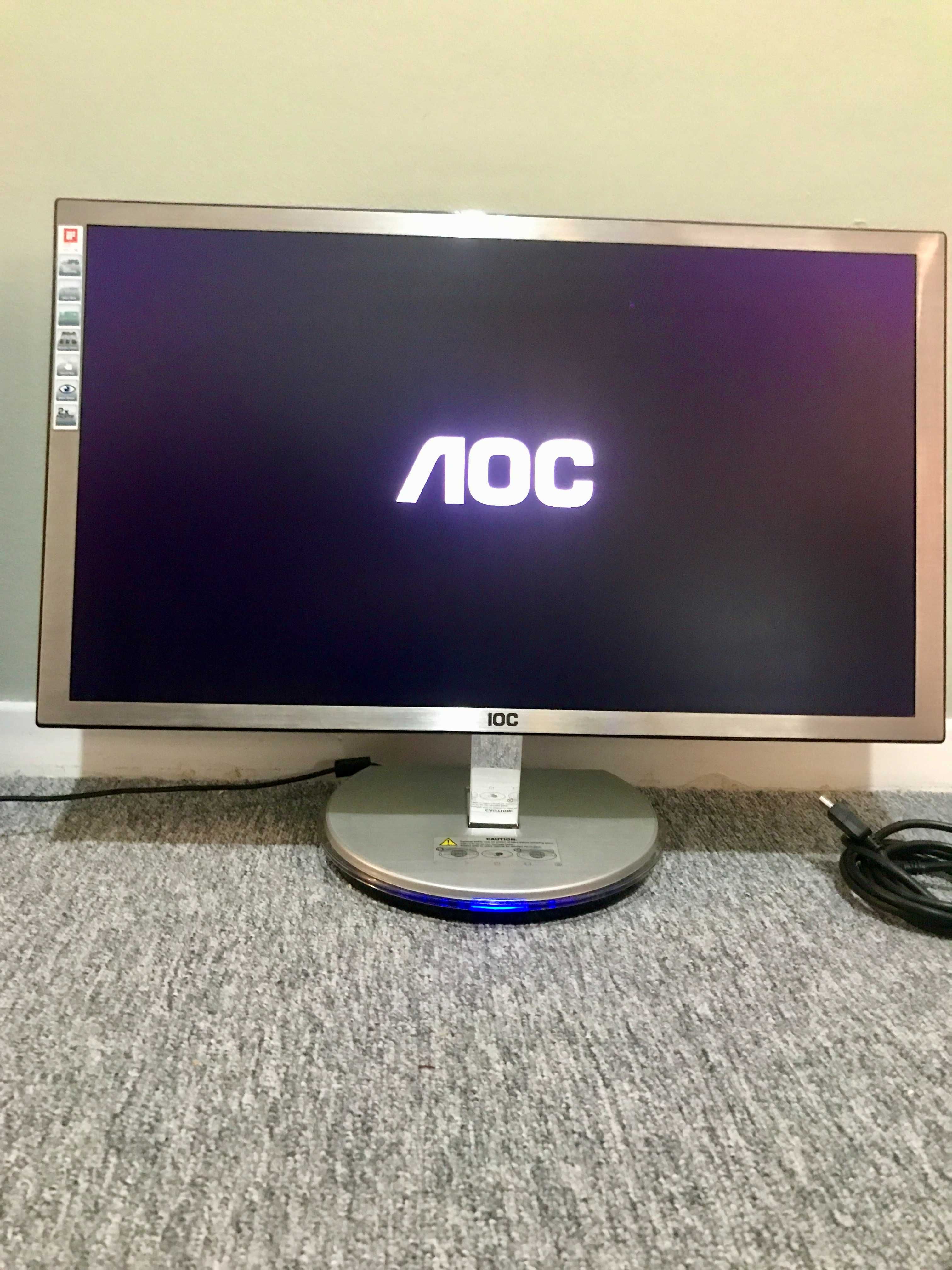 Monitor AOC 23,5 inch 5 ms, profil ultra subtire de doar 9.6 mm