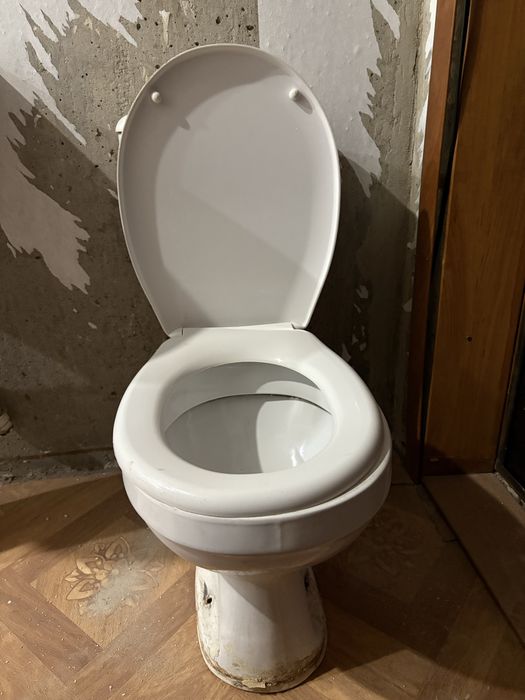 Унитаз продам не дорого