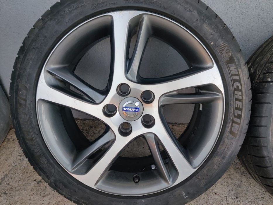Jante SPIDER 17" Volvo V40 S60 V60 S80 V70 S40 V50 C30 C70  anvelope vara 225/45R17  31302877