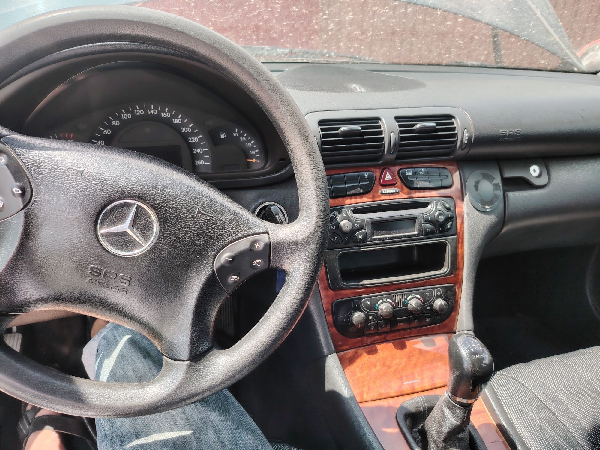 Schimb Mercedes c 180 cu moto.