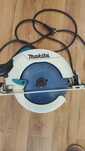 Fierastraul circular Makita HS7601 + Disc Bosch Expert Laminate