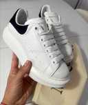 Stoc Adidasi Mcqueen dama 
Piele