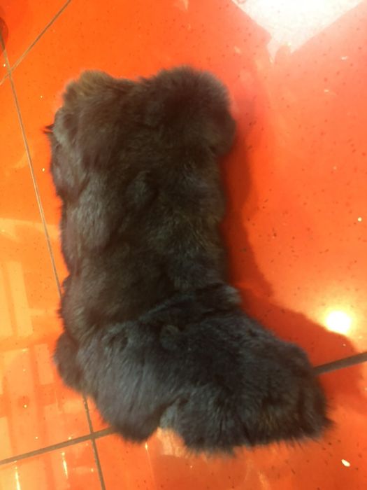 Ugg blana naturala vulpe ! Disponibil pe negru si albastru