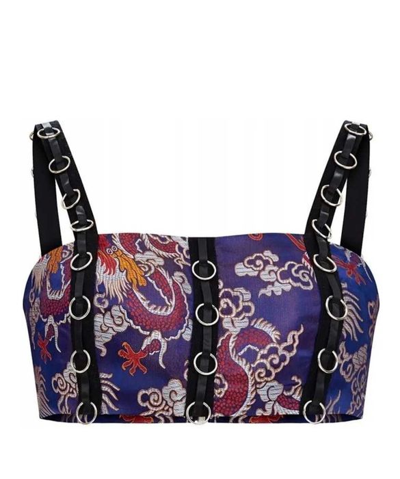 Топ Pretty Little Thing