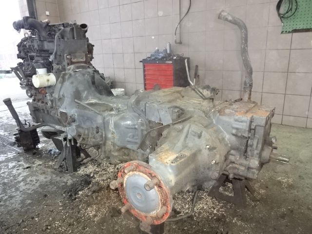 Dezmembrez tractor Case Cs 150