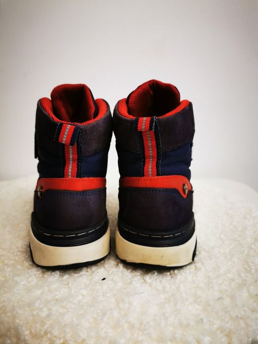 Ghete NOI imblanite Lasocki măsura 27