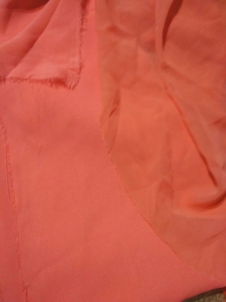 Продается два куска ткани розового цвета