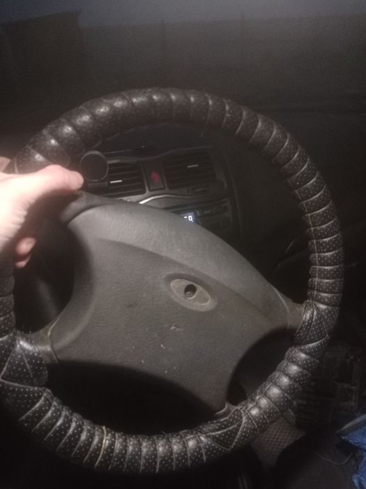 Продам запчасти на Ваз 2110 Богдан