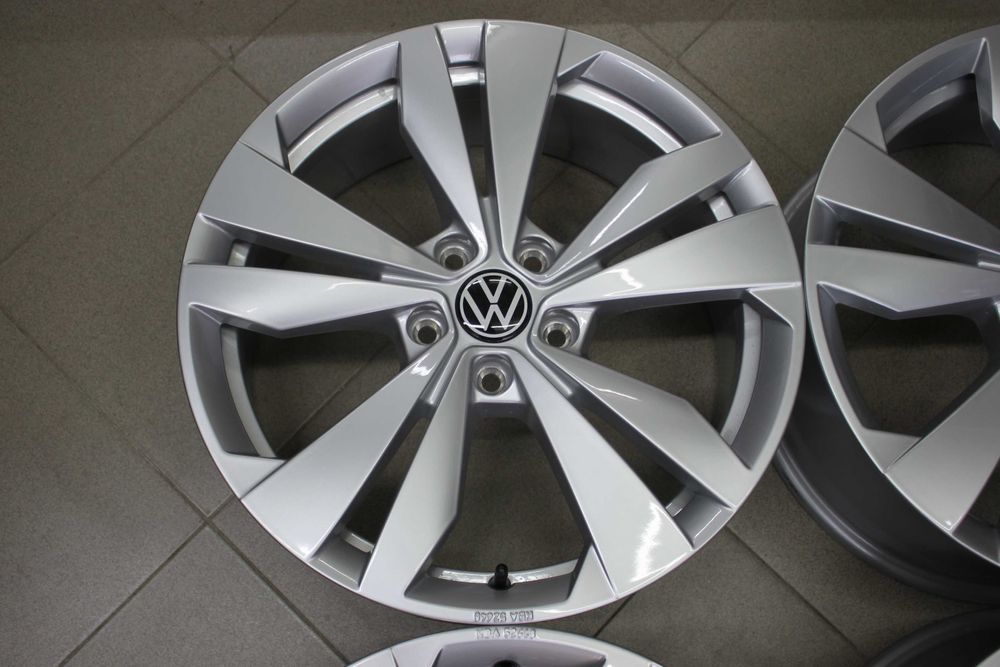 Нови оригинални джанти 18" VW ID3