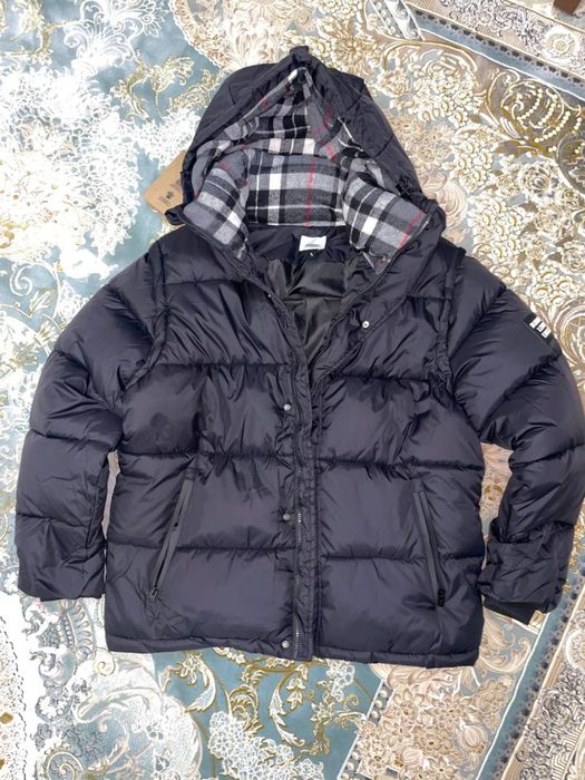 пуховик от Burberry В наличии