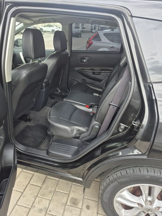 Vând Nissan qashqai +2  Diesel 1.6