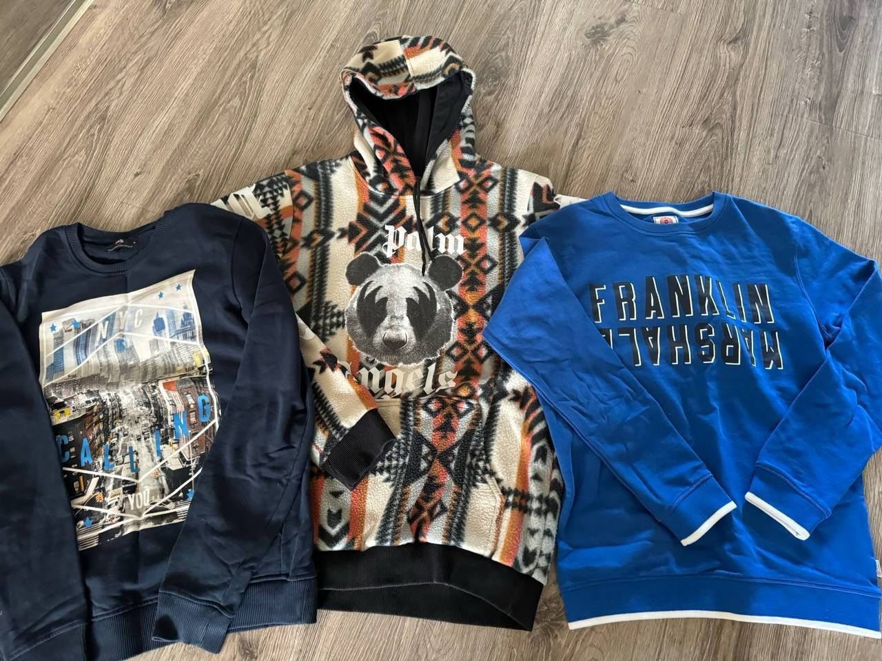 Продам детские вещи