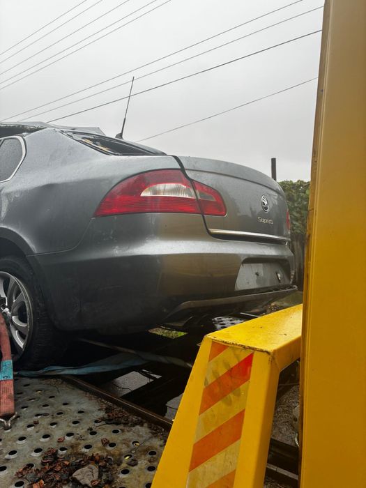 Bara spate stopuri capota portbagaj skoda superb 2 berlina 2011 cbbb