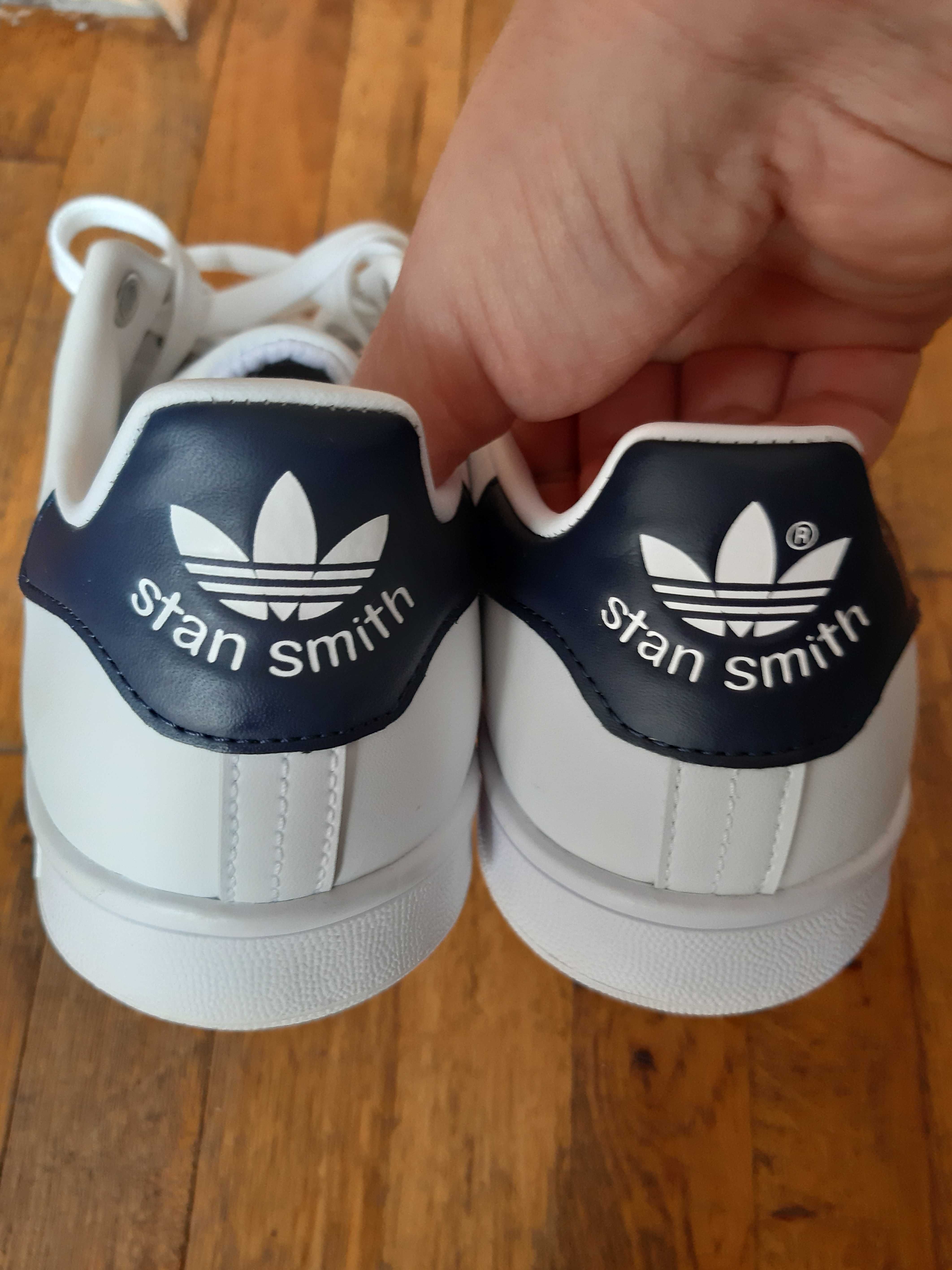 НАМАЛЕНА ЦЕНА! Нови сникърси Adidas Stan Smith размер 39 1/3 Unisex