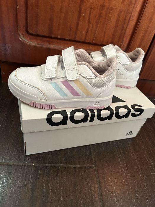 Детски маратонки Adidas, размер 28