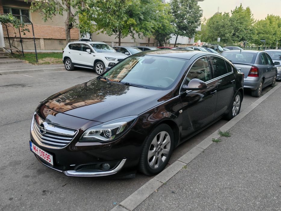Vând/schimb Opel insignia