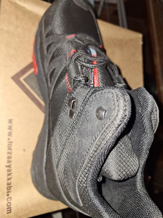 Продавам нови зимни боти