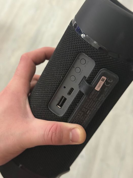 Преносима тонколона / Speaker Sony srs xb 33