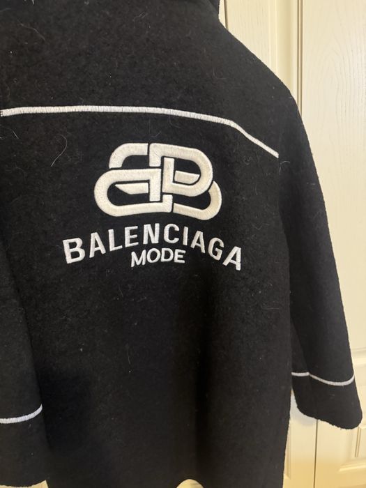 Зимно вълнено палто