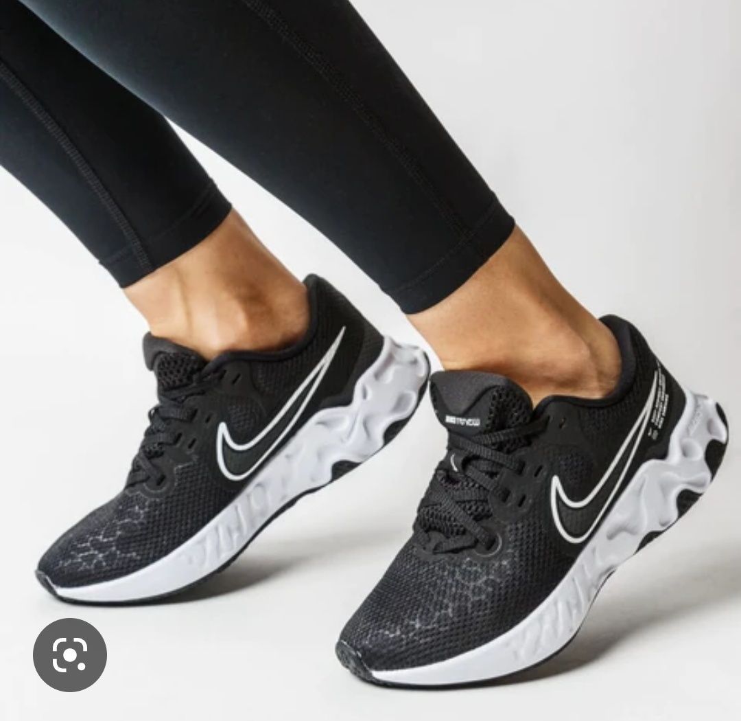 Nike маратонки 35,5 номер