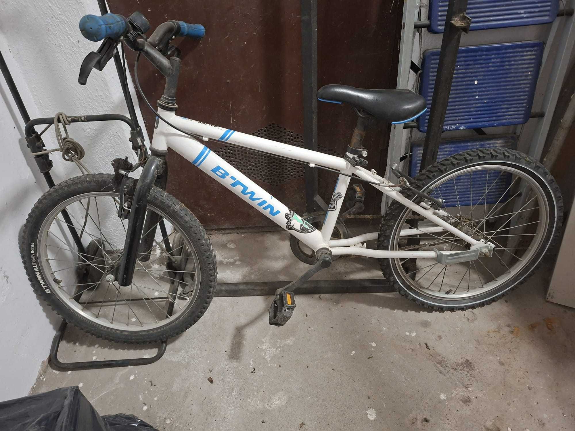 Bicicleta copii ..
