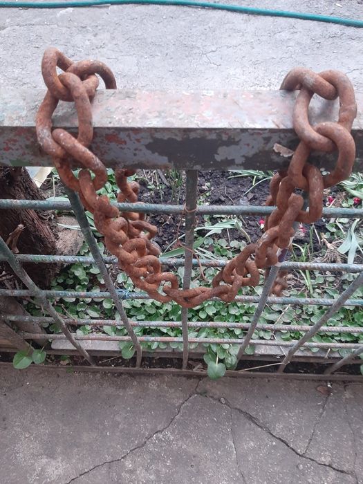 Rampa fier / lanțuri groase etc vezi foto
