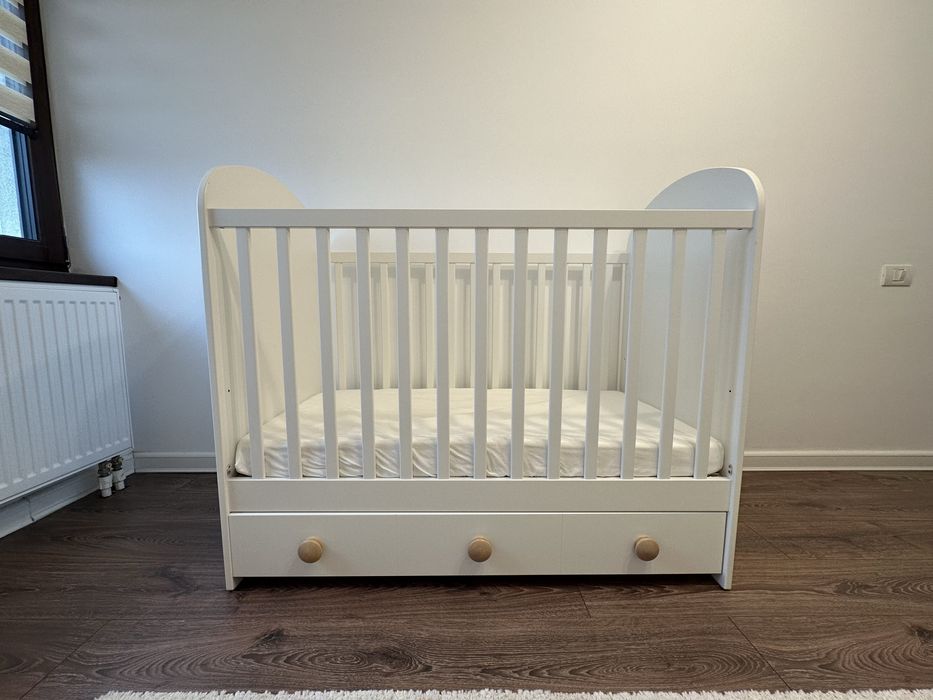 Patut alb bebelus Ikeea