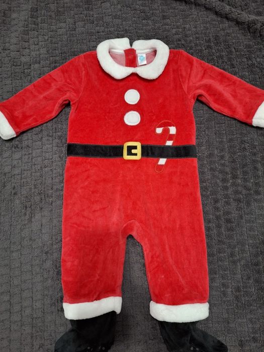 Vând costum Mos Crăciun